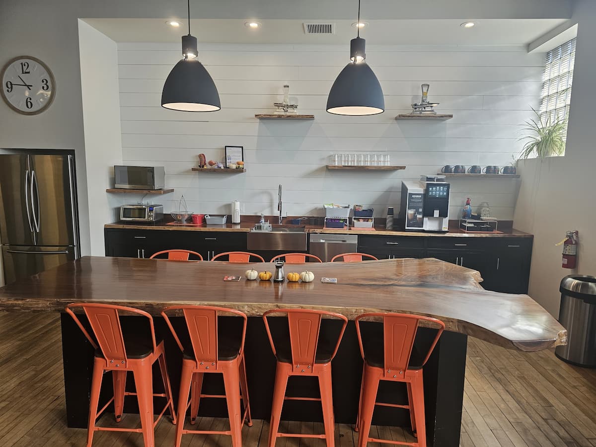 angst-cleaning-commercial-breakroom-kitchen-lehigh-valley