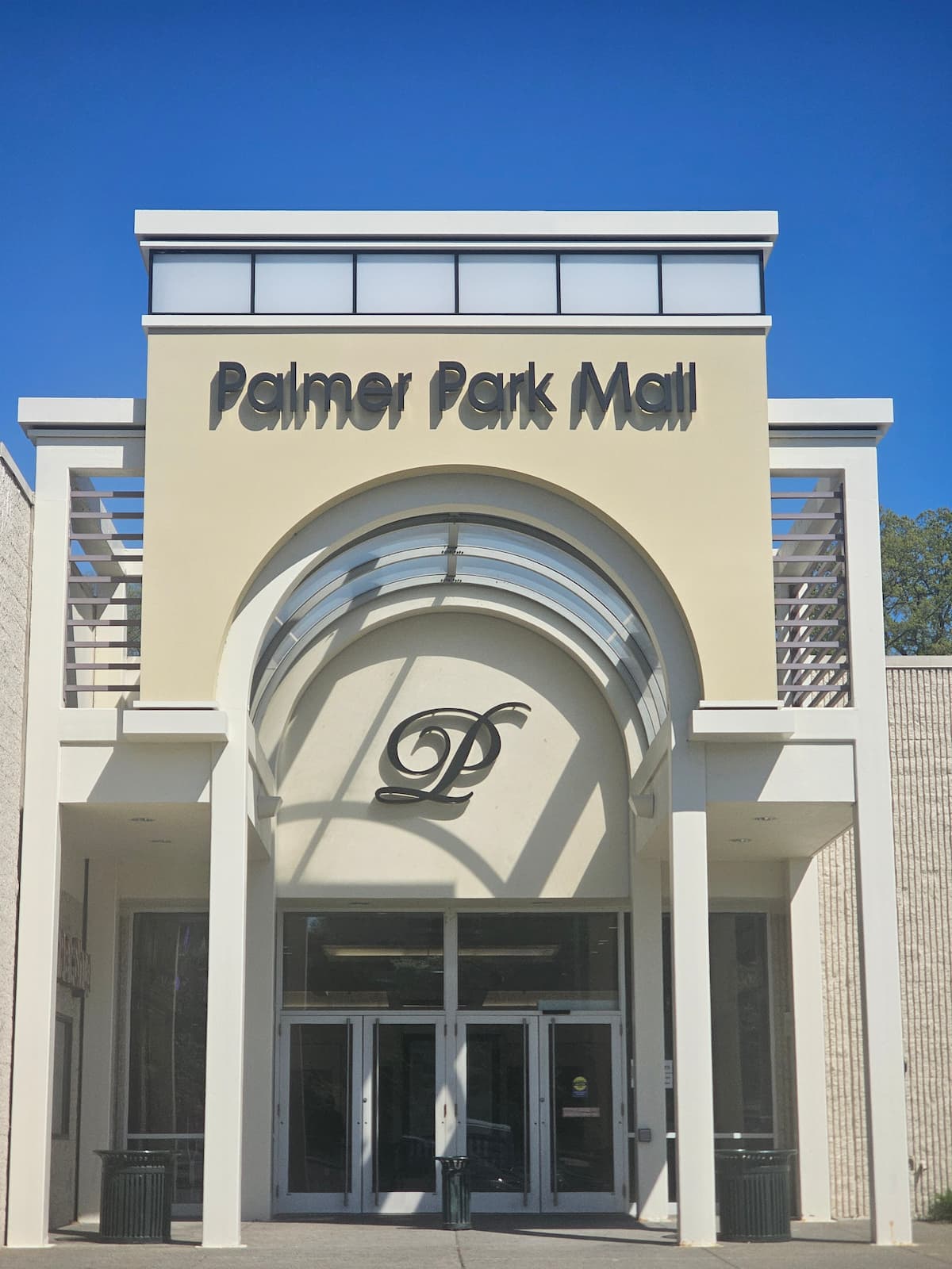 Palmer Park Mall in Palmer Township PA — Angst Cleaning serves businesses in Palmer Pennsylvania