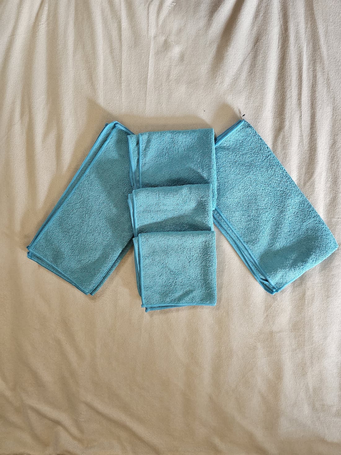 Blue microfiber cloths for office surface cleaning, Angst Cleaning