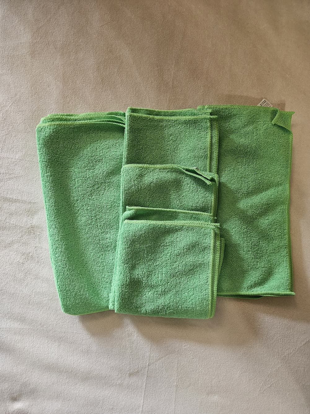 Green microfiber cloths for kitchen and break room cleaning, Angst Cleaning